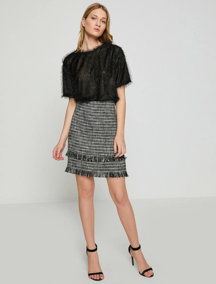 12334 Black Patterned Above Knee Skirt