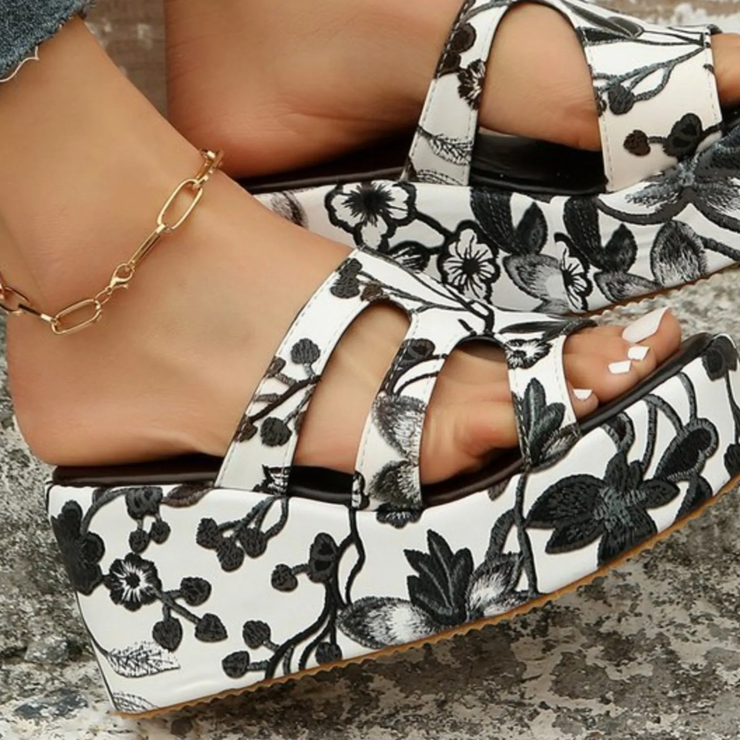 Floral Flirt Sandals