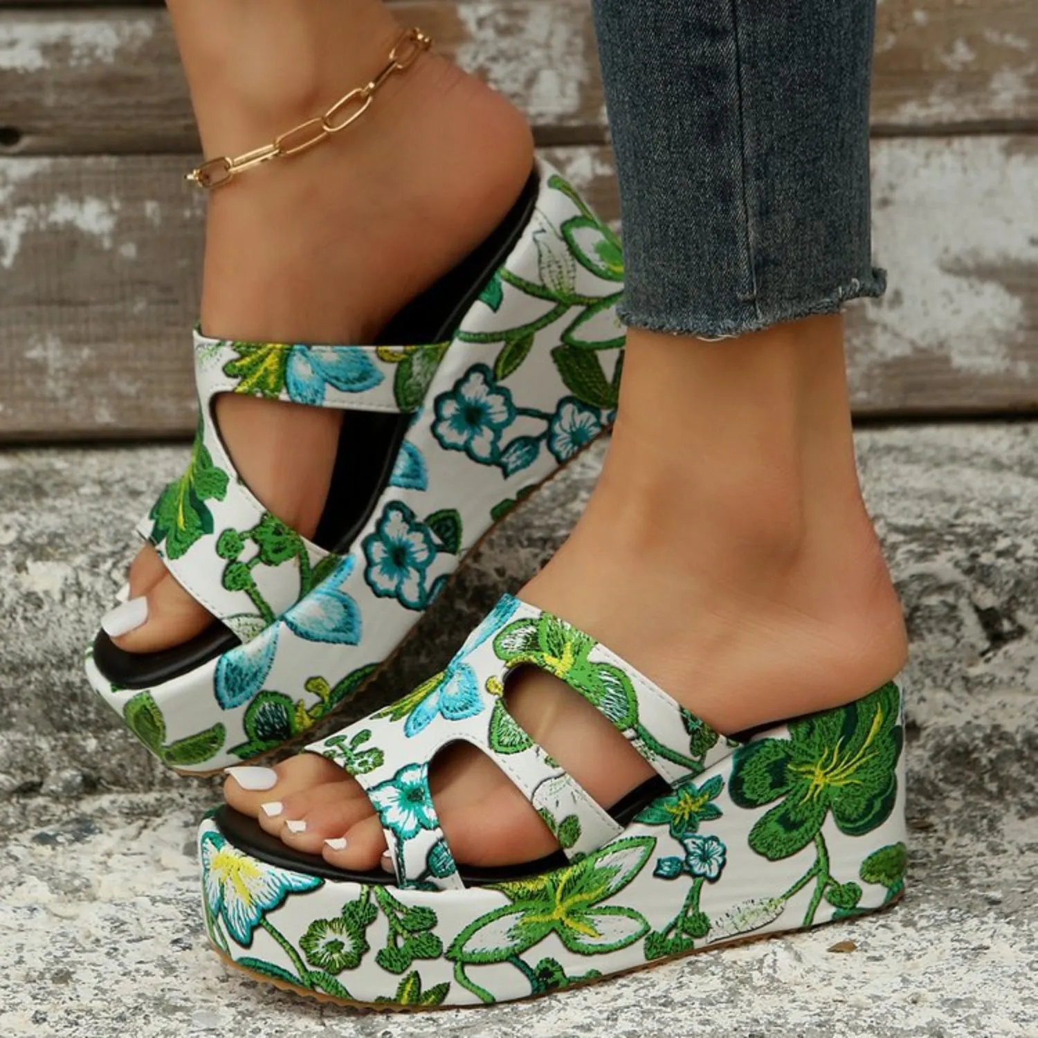 Floral Flirt Sandals