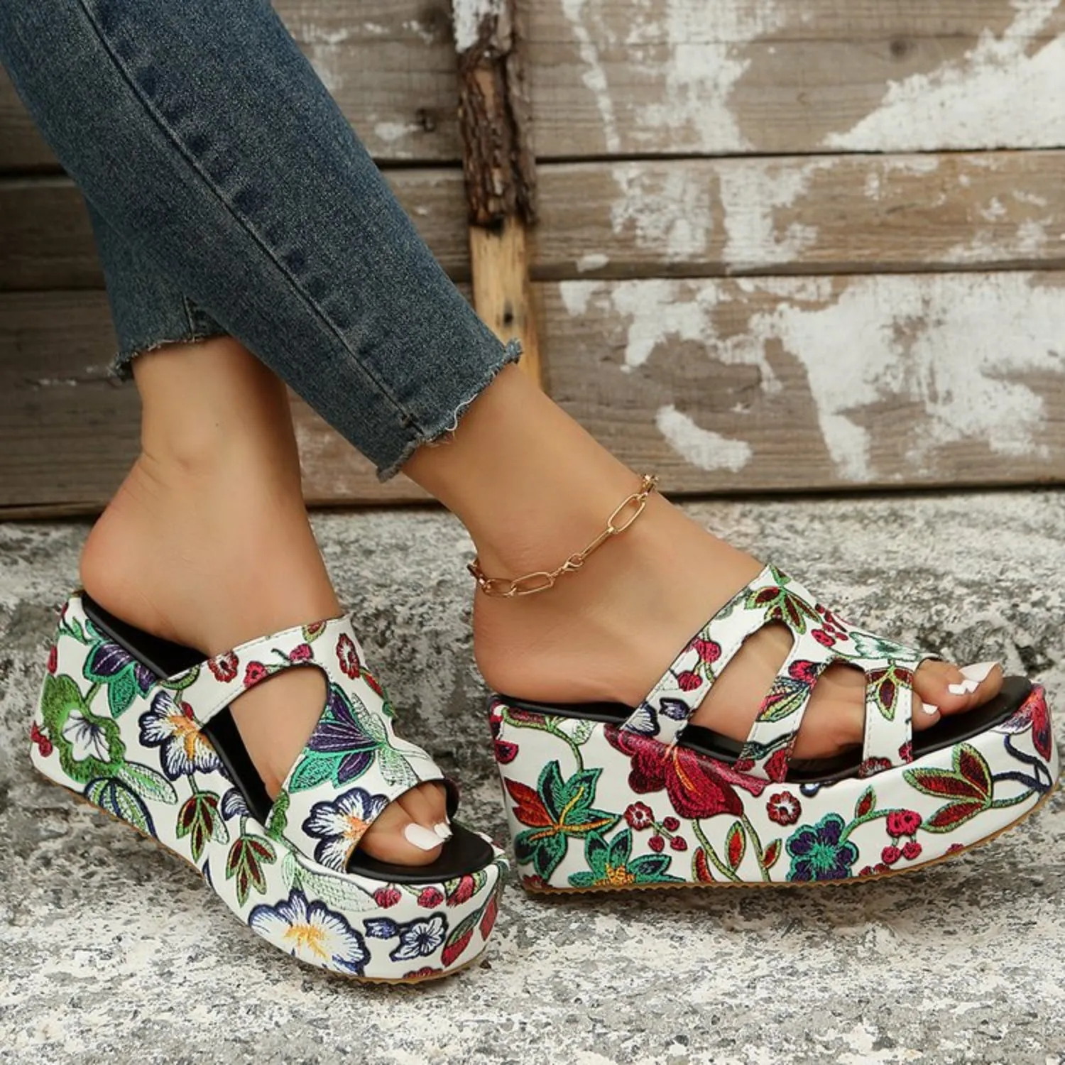Floral Flirt Sandals