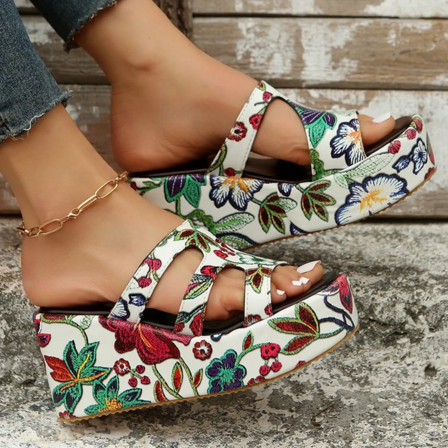 Floral Flirt Sandals