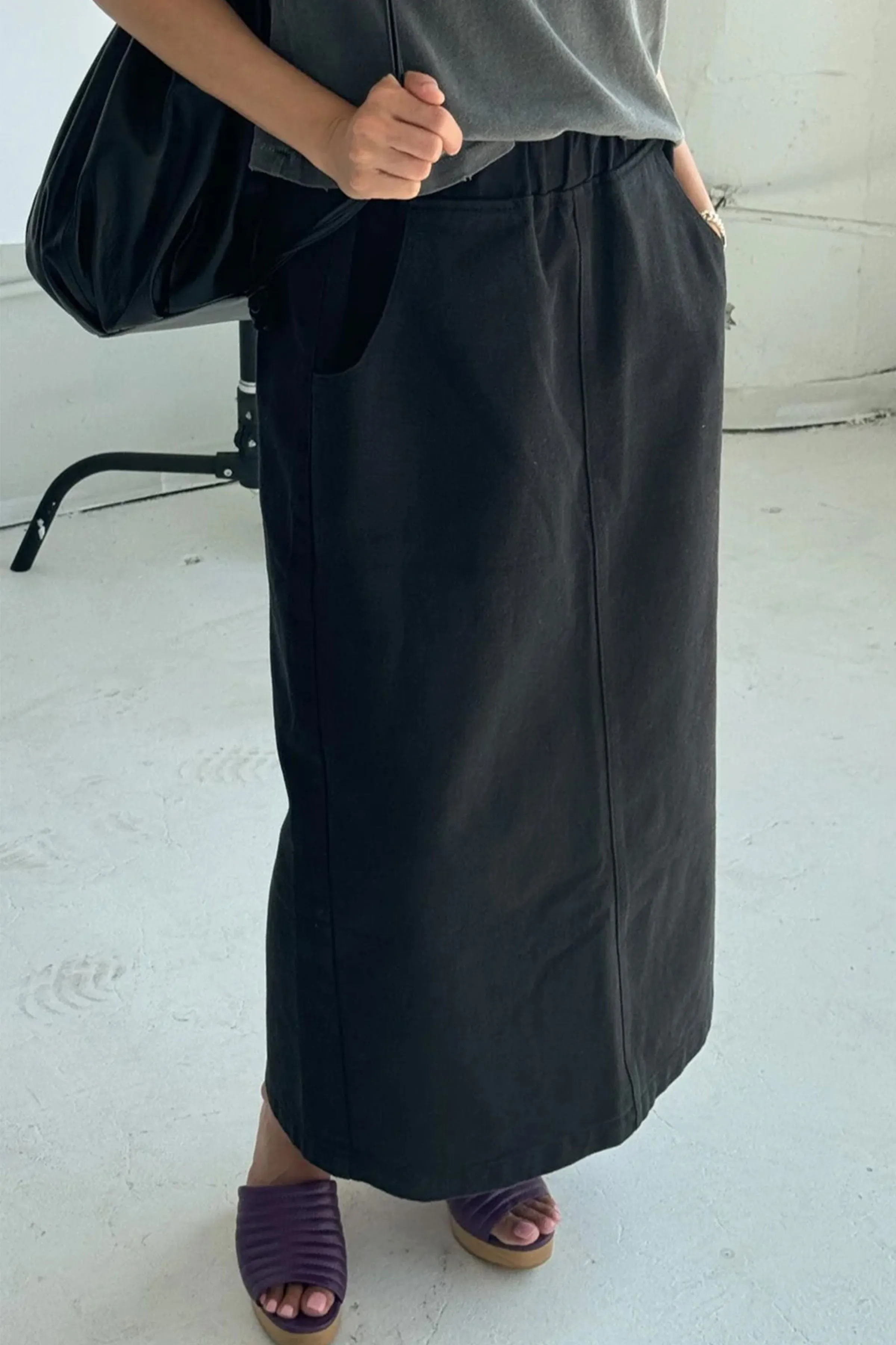 Long City Skirt (Black)