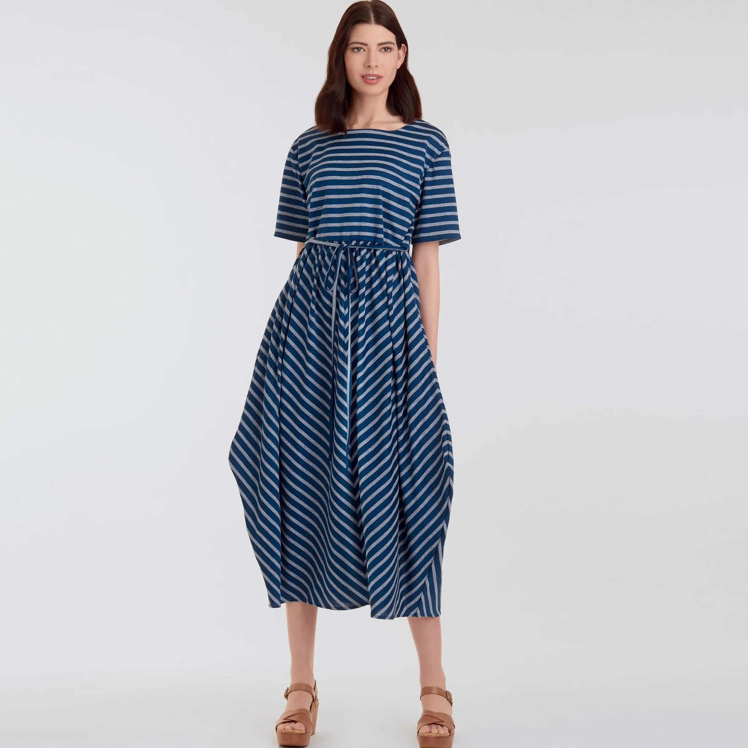 Simplicity Sewing Pattern 9140 Relaxed Pullover Dress