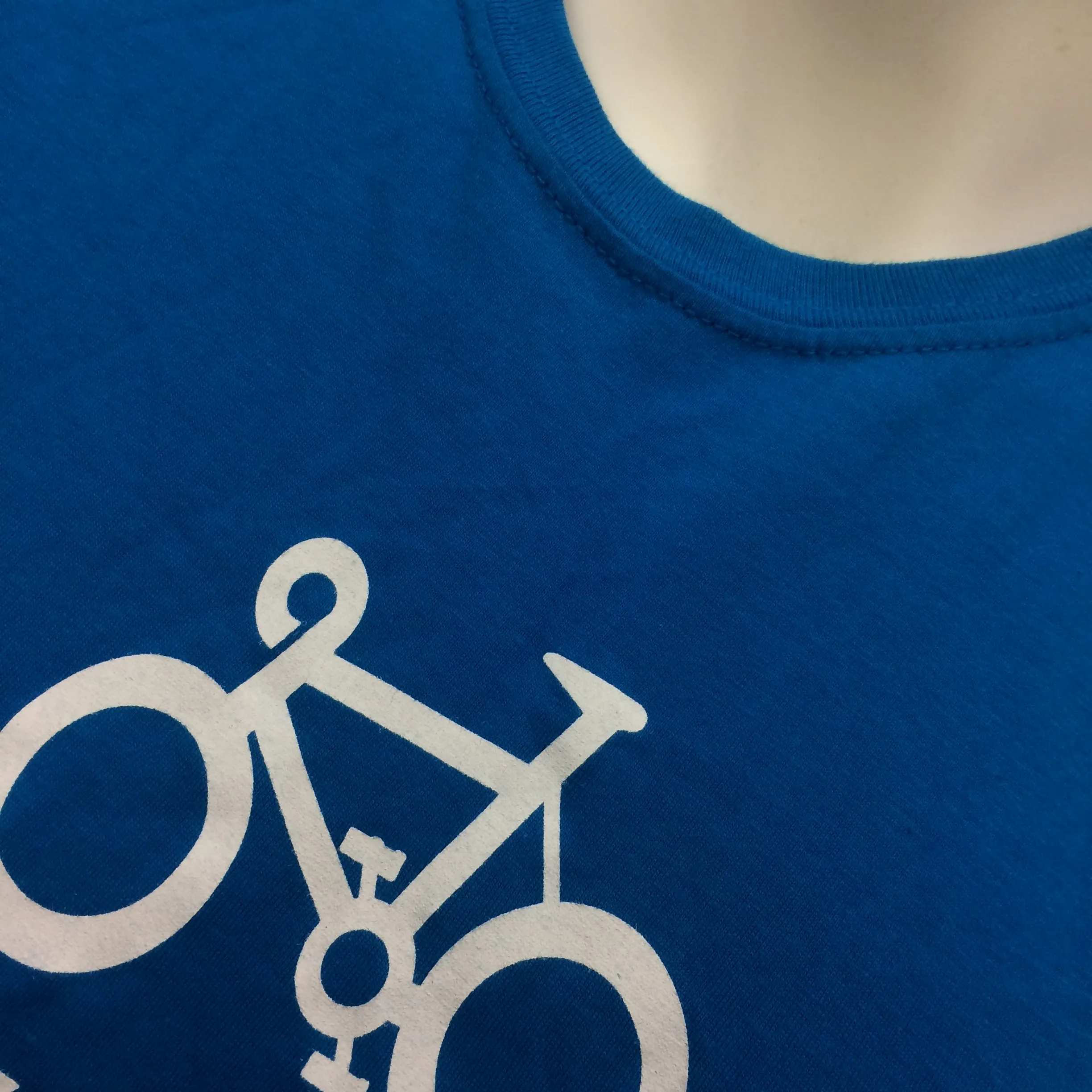 T-SHIRT : Keep Calm and Peloton Soft Style Women's T Shirt [S]