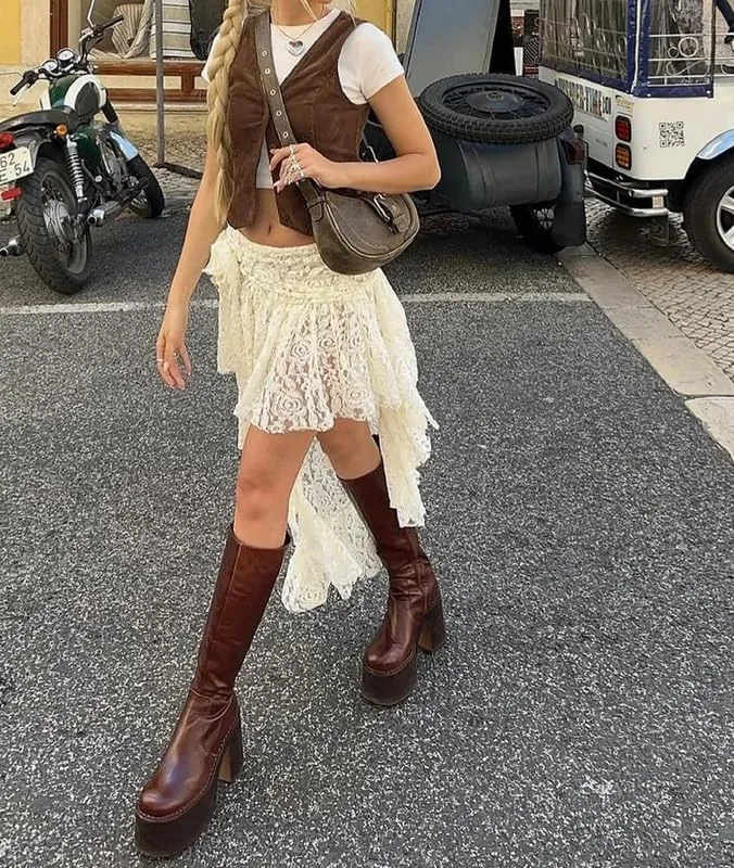 Y2k Ruffle Mini Skirt for Women Lace Hem Low Rise Pleated Short Skirt Fairy A-line Tiered Flowy Skirt Streetwear